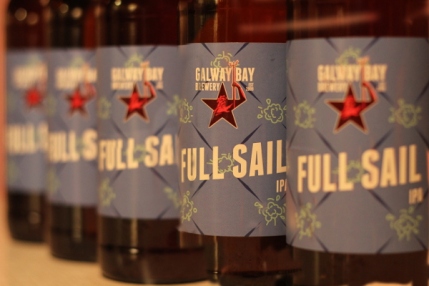 manga-flaskor-full-sail-galway-bay-brewery-karlstroms-malt